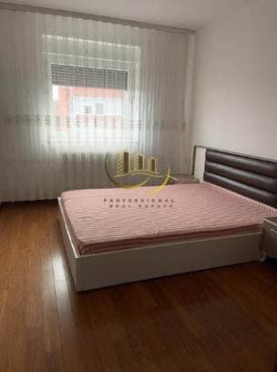 Prona #49996 miniaturë 5