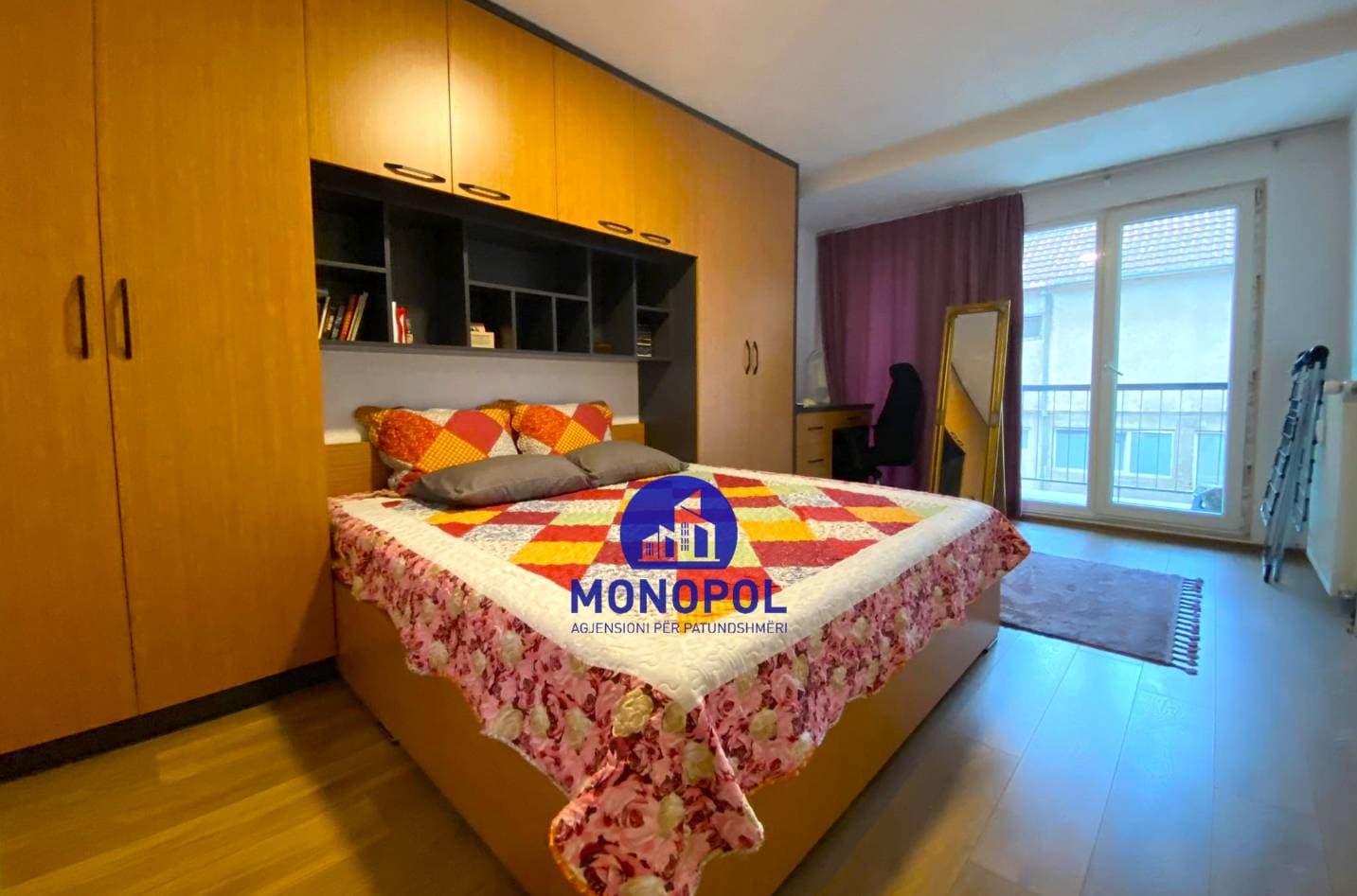 Prona #32306 miniaturë 2