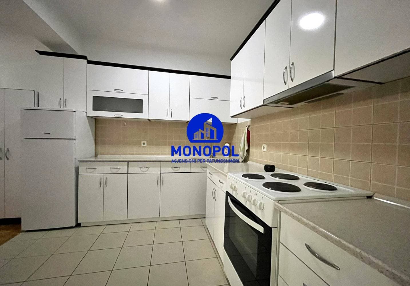 Prona #20943 miniaturë 2