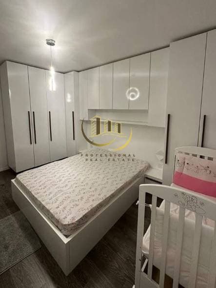 Prona #41831 miniaturë 2