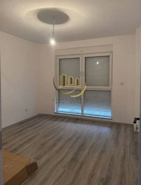 Property #49727 thumbnail 1