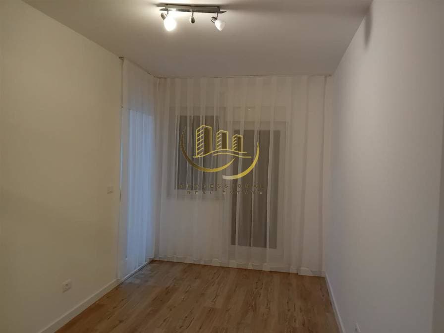Property #42585 thumbnail 2