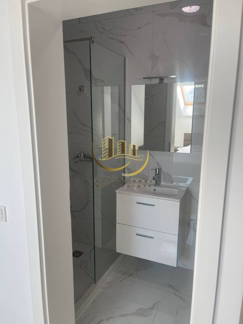 Prona #26534 miniaturë 1