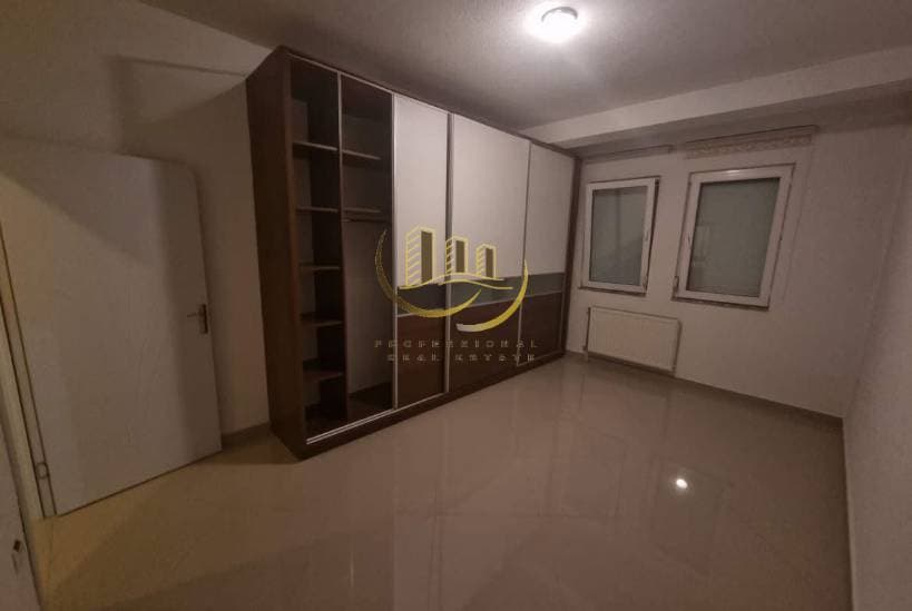 Property #44452 thumbnail 1
