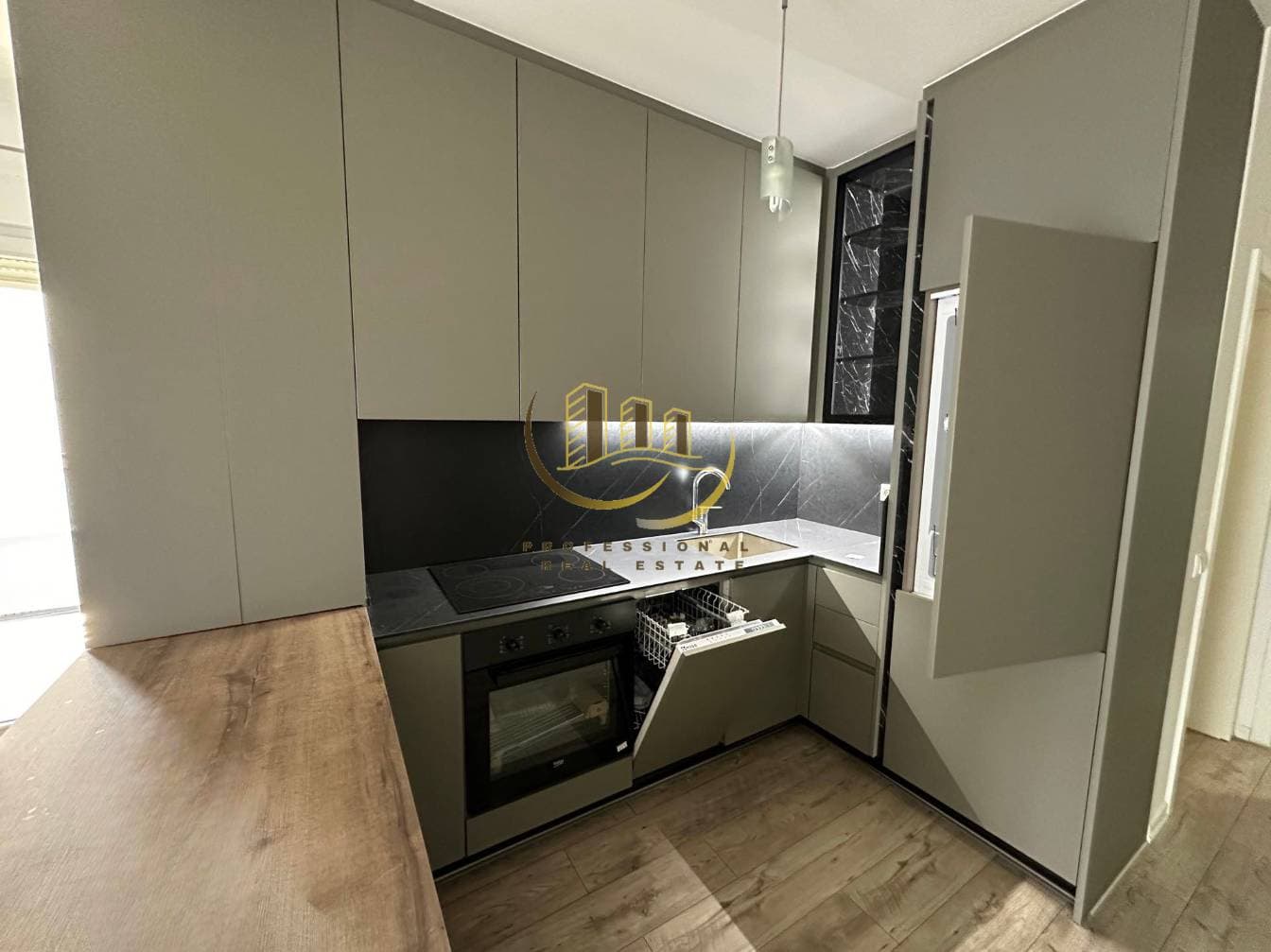 Property #49880 thumbnail 1