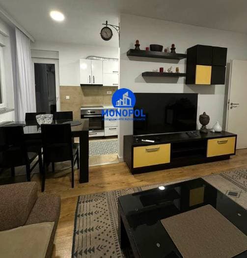 Property #50571 thumbnail 3