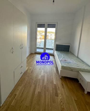Prona #43530 miniaturë 4