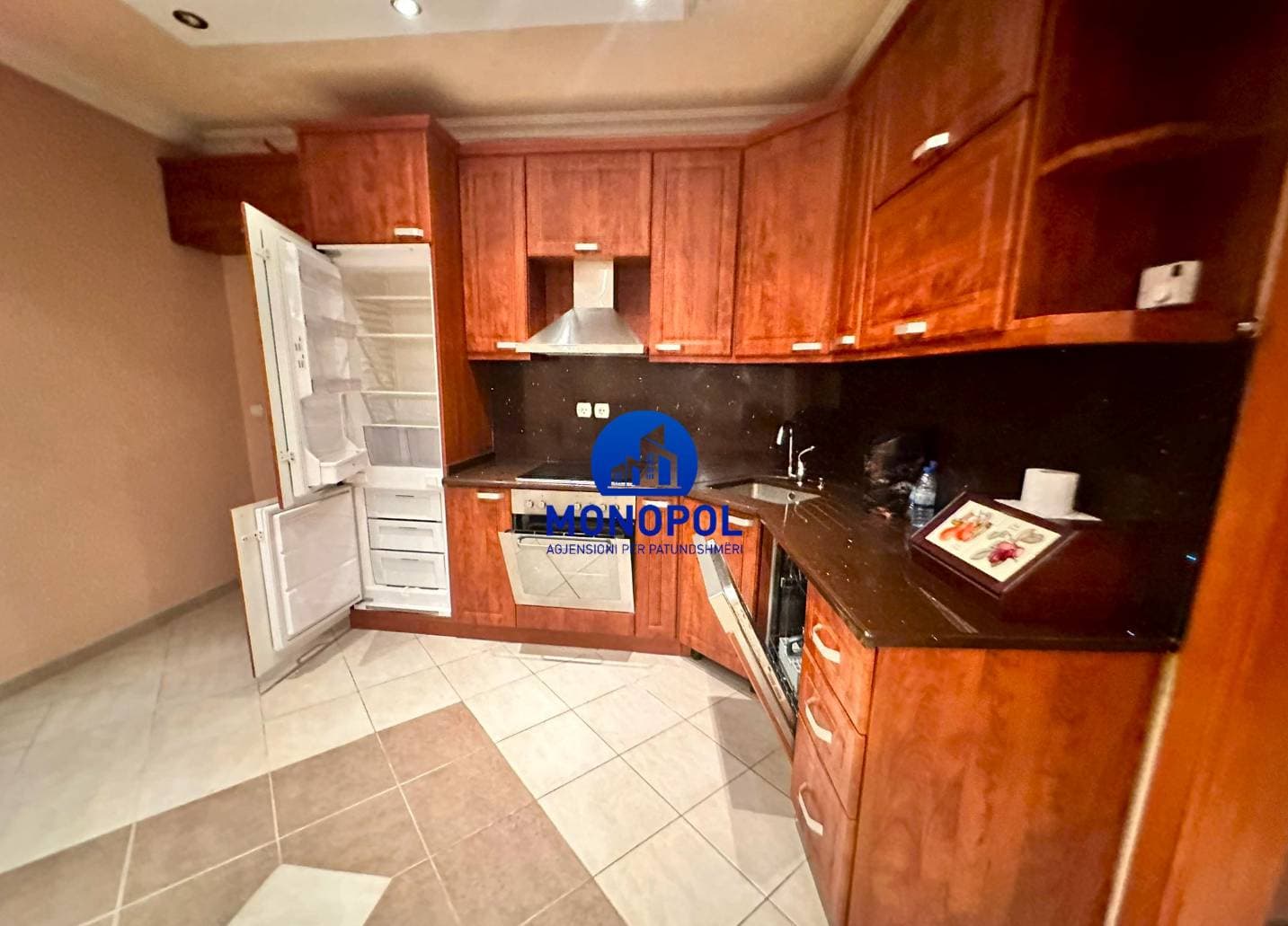 Prona #27547 miniaturë 1