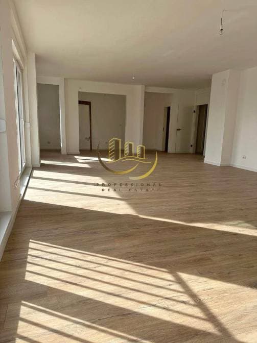 Property #49744 thumbnail 1