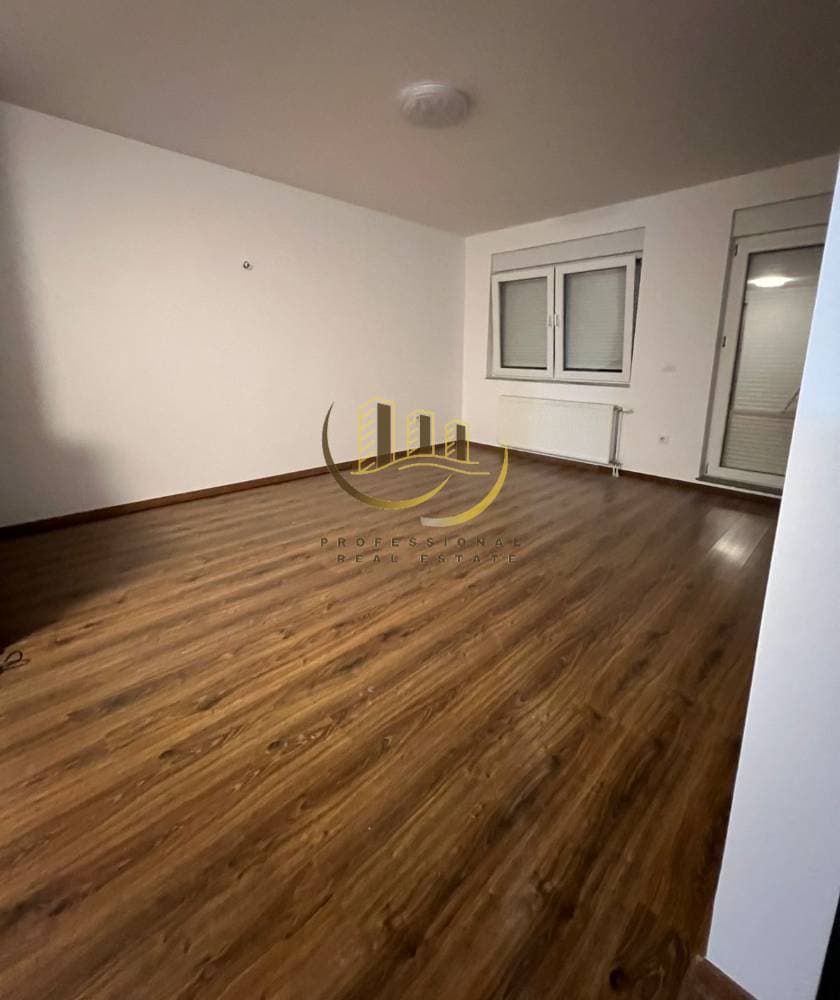 Property #45643 thumbnail 2