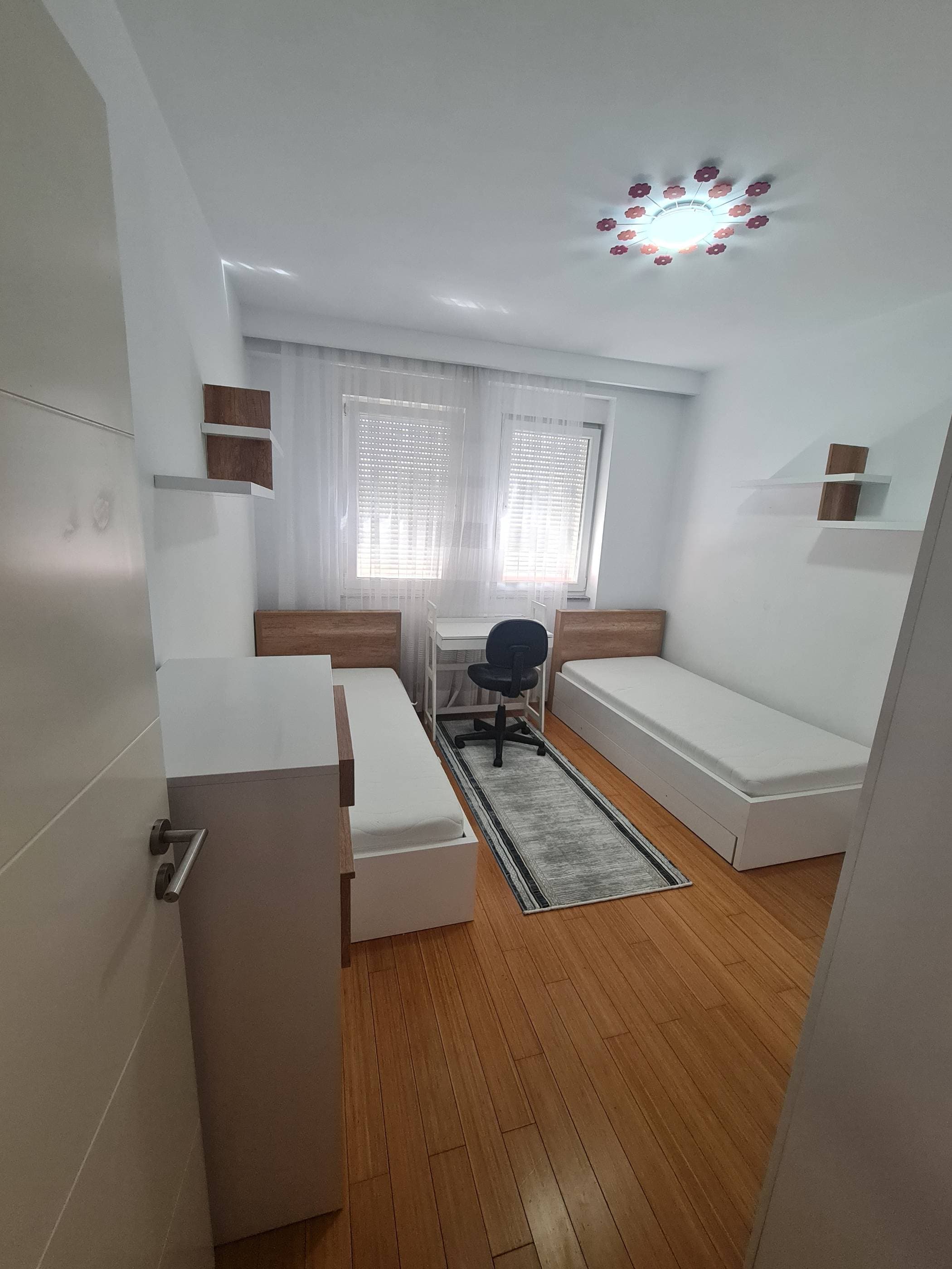 Property #46373 thumbnail 1