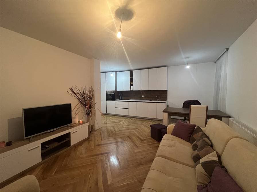 Property #20577 thumbnail 1