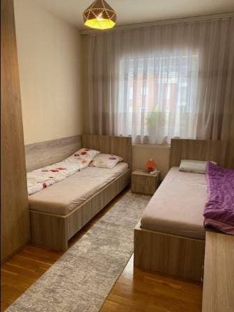 Prona #41713 miniaturë 2