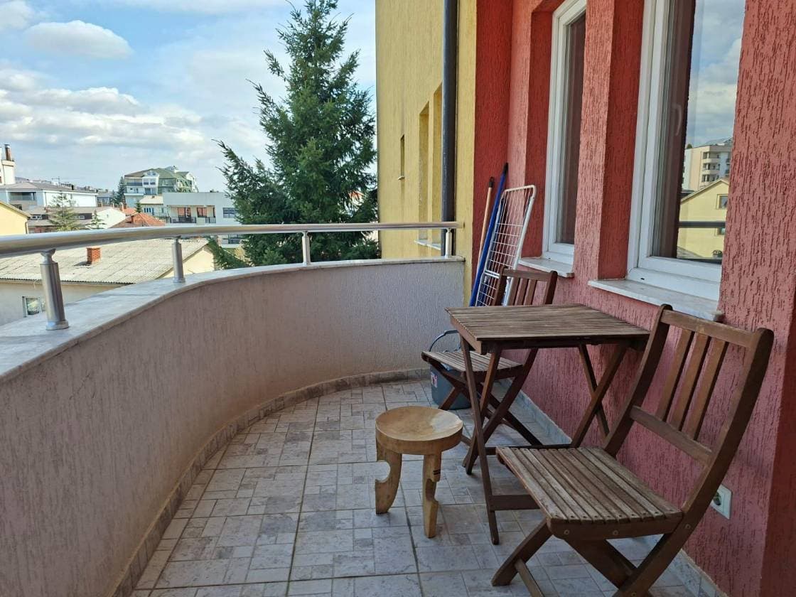 apartment 50m² for RENT in bregu i diellit thumbnail 6