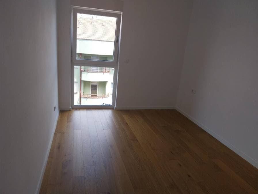 Property #41999 thumbnail 1
