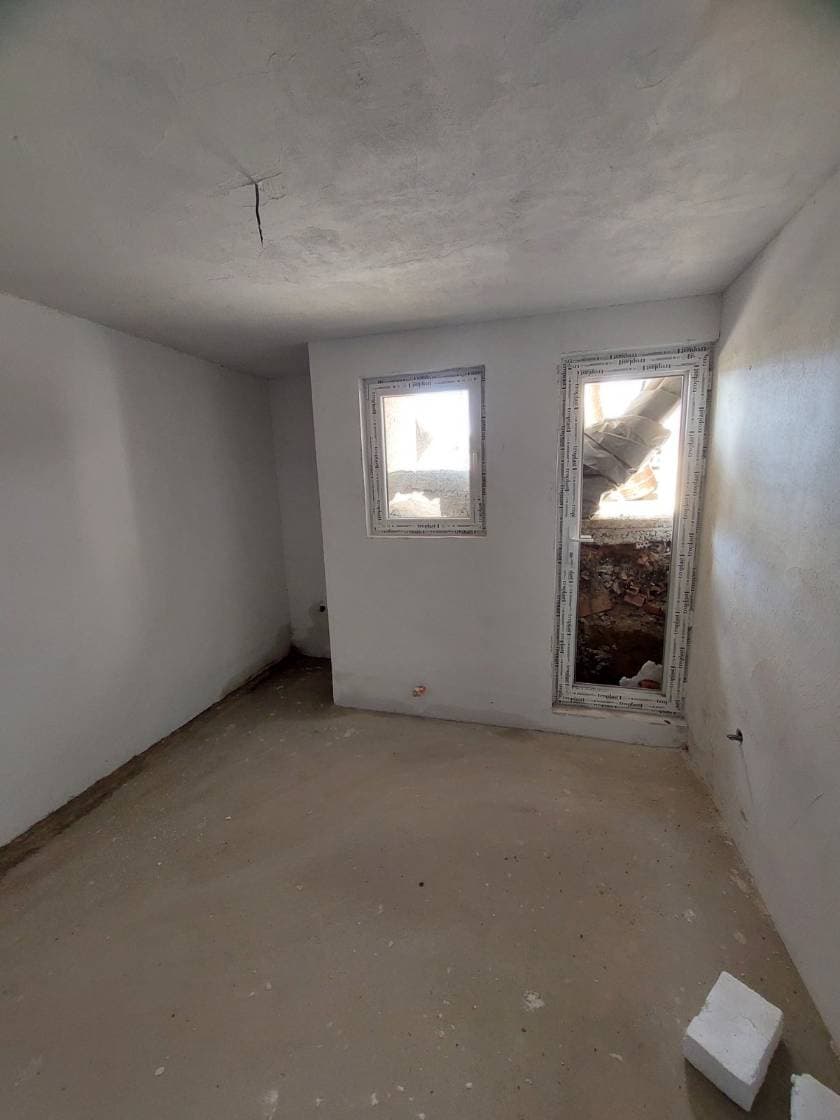 Property #23452 thumbnail 1
