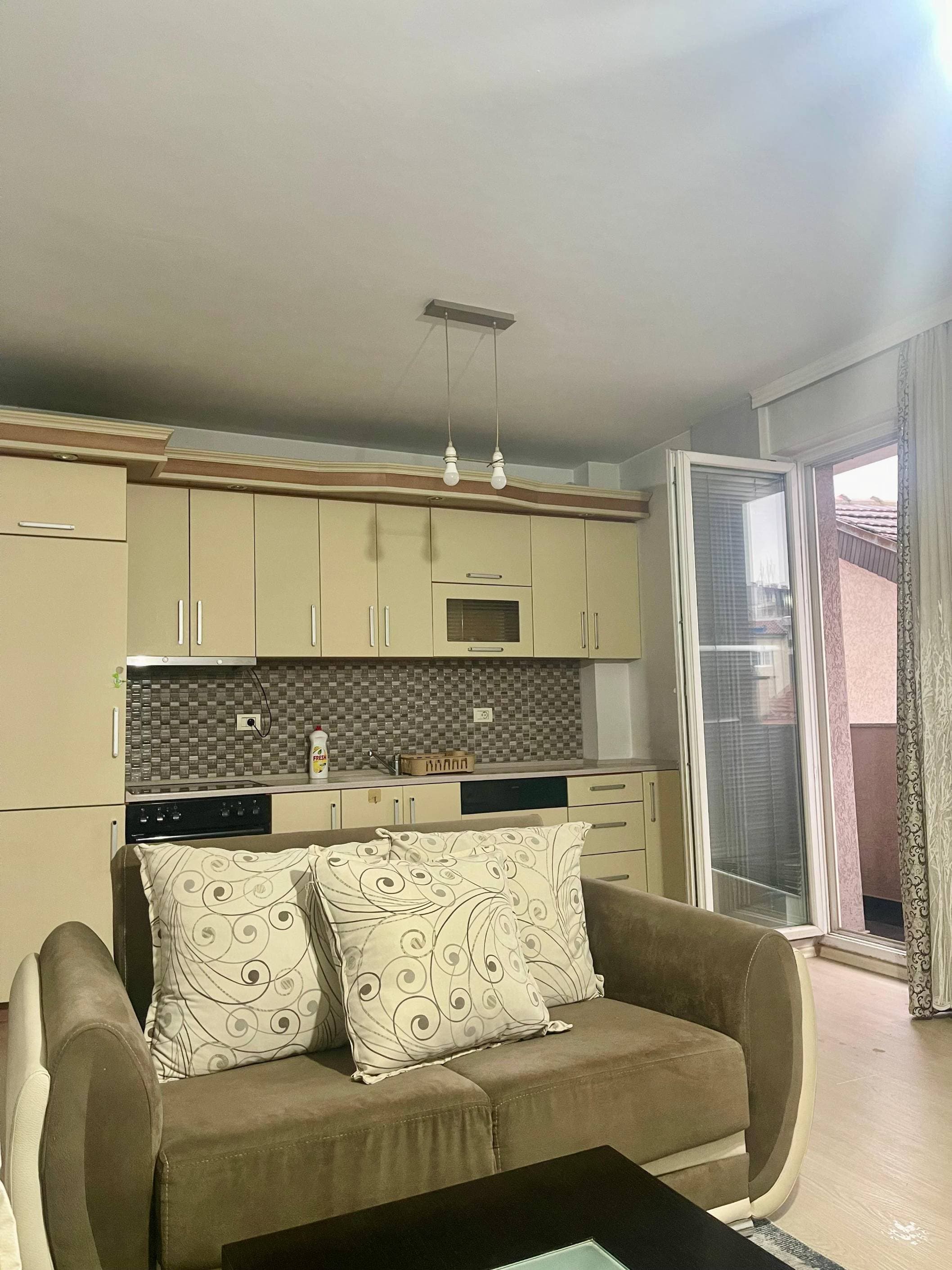 apartment 65m² for RENT in vëllusha thumbnail 1
