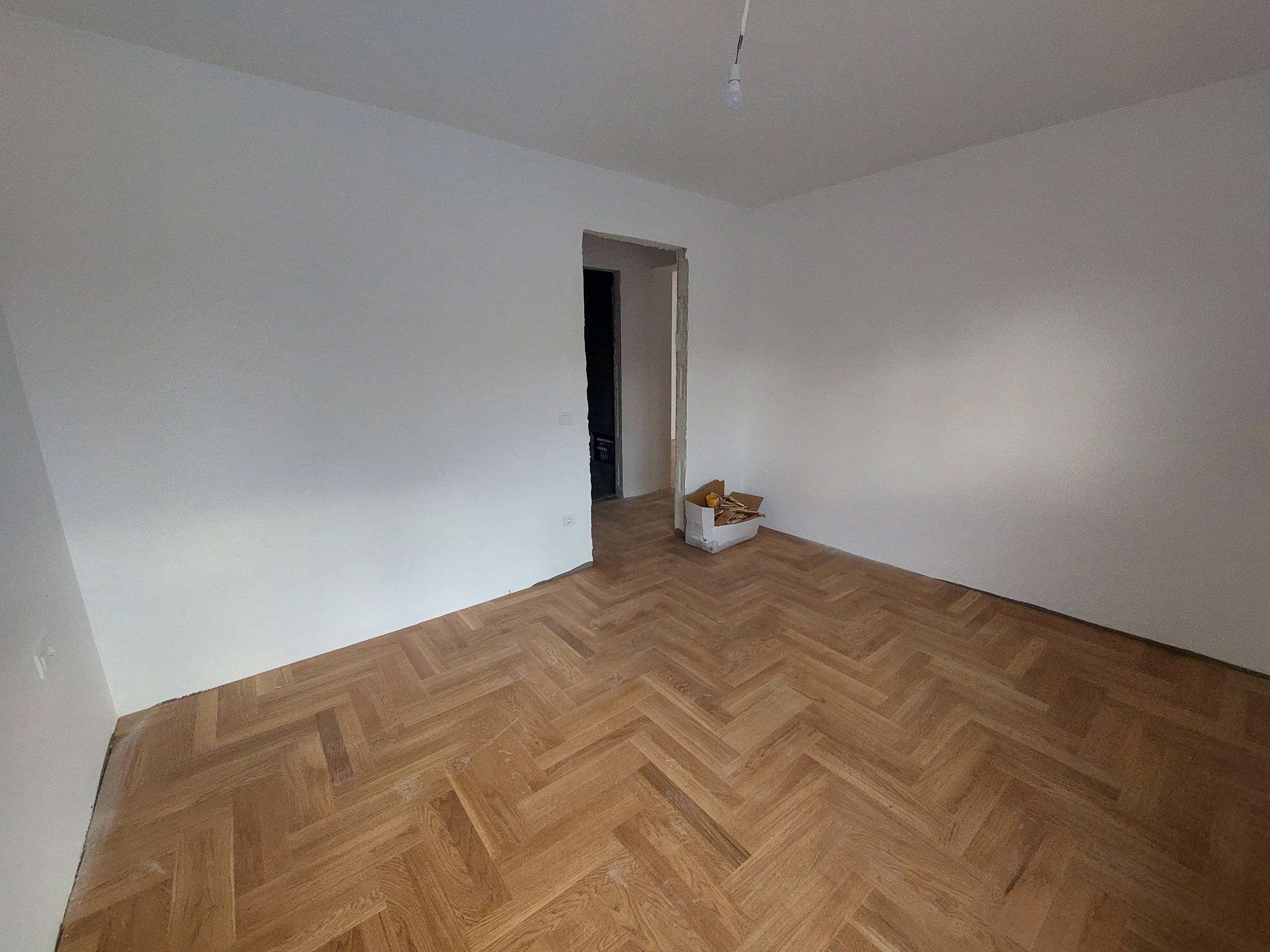 Prona #35724 miniaturë 1