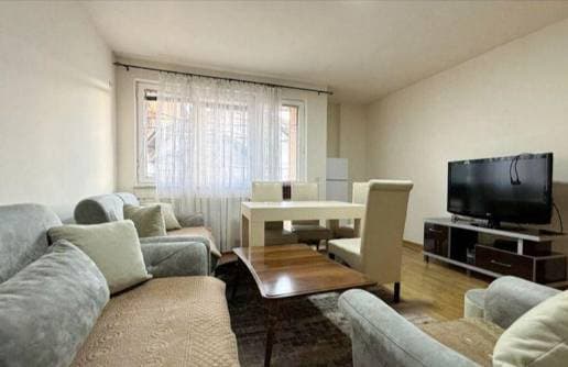 Banesë 74m² me QIRA në dodona