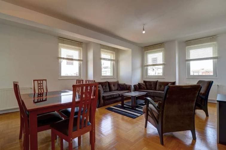 Property #27970 thumbnail 1