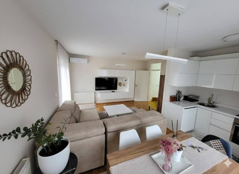 apartment 75m² for RENT in bregu i diellit thumbnail 3