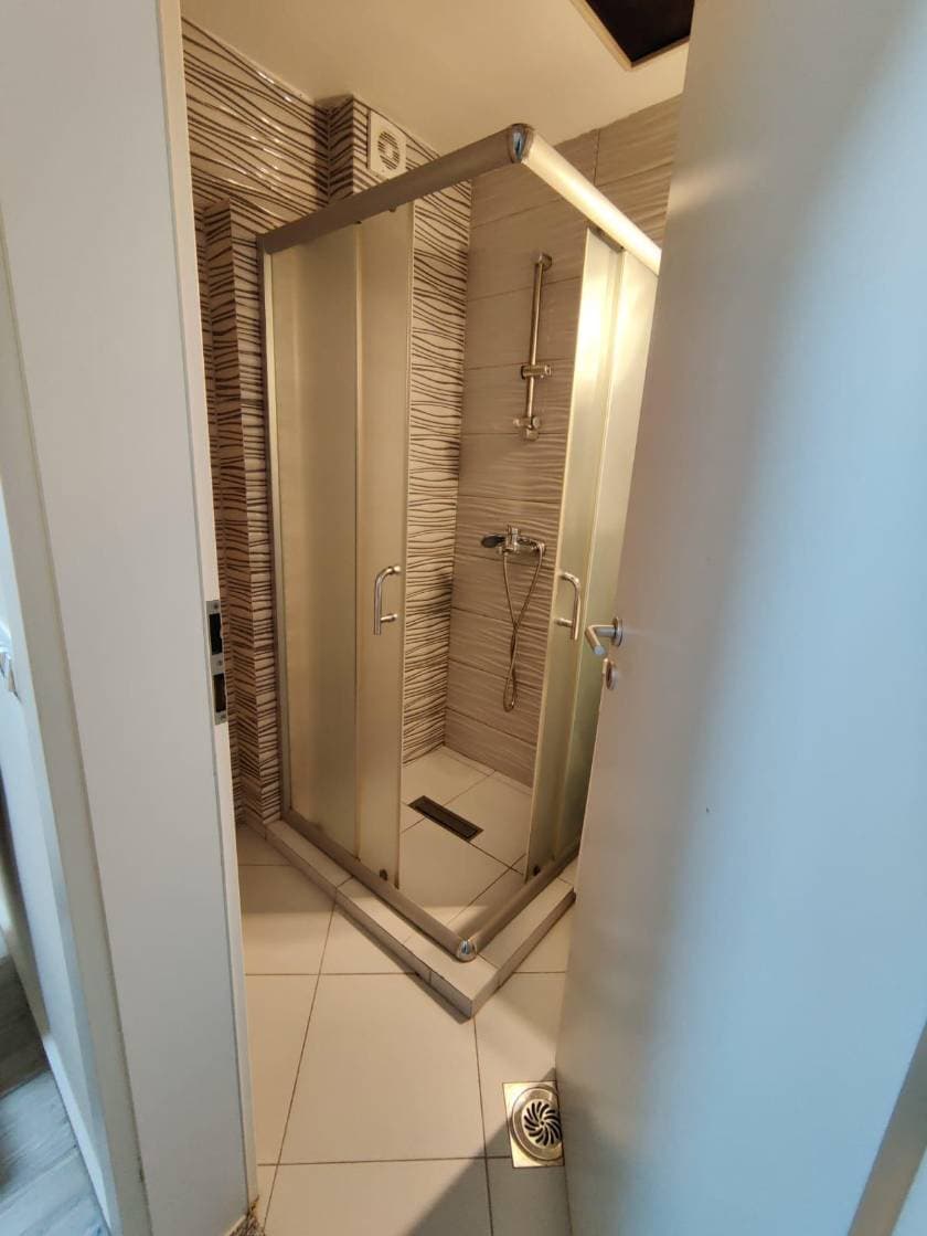 apartment 77m² for RENT in tophane thumbnail 2