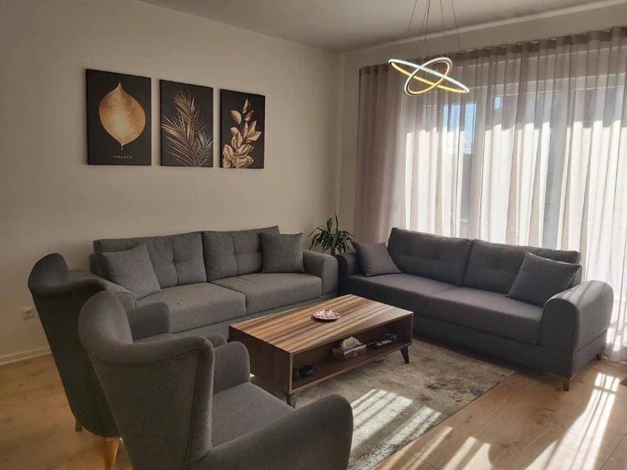 Property #24111 thumbnail 2