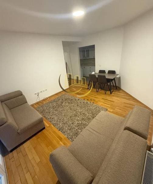 Property #45559 thumbnail 3
