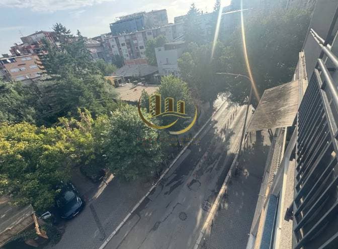Prona #46891 miniaturë 1