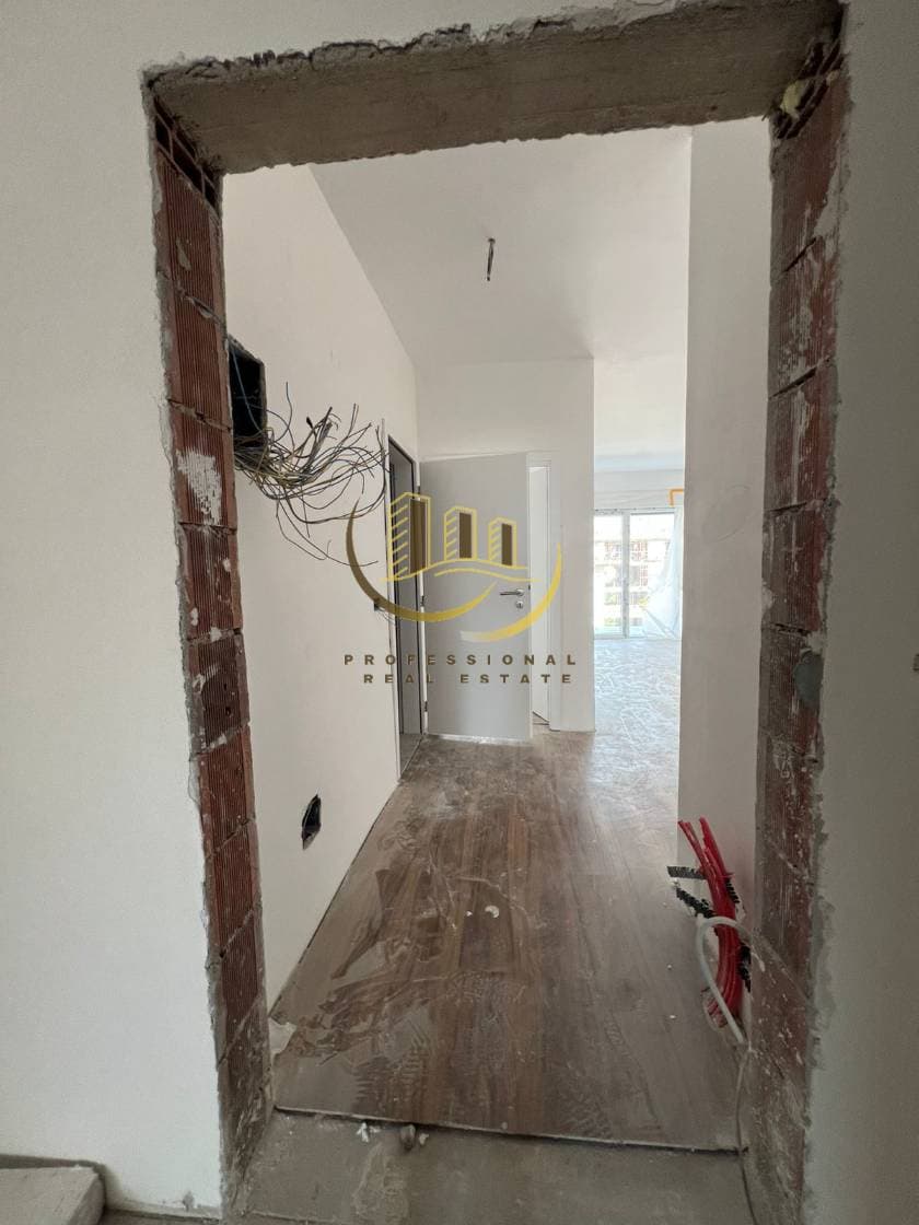 Property #45413 thumbnail 2
