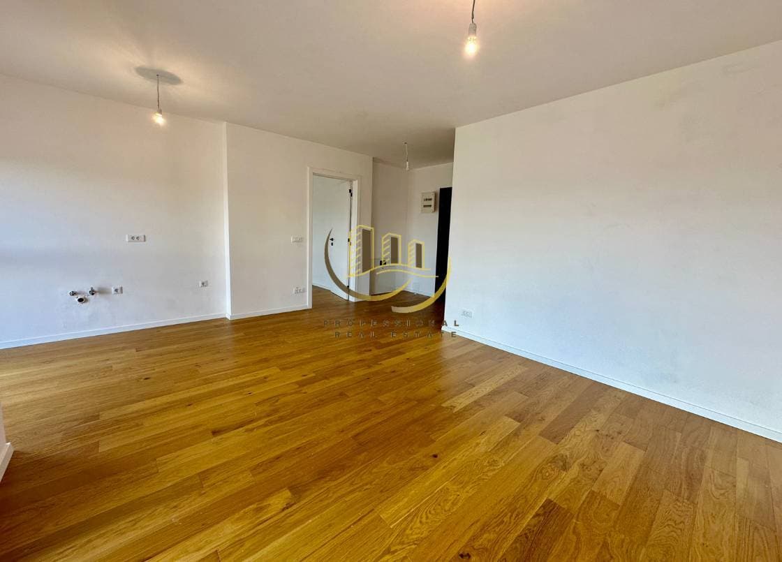 Property #42142 thumbnail 2