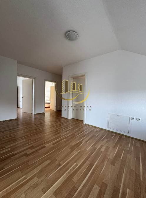 Property #48363 thumbnail 1