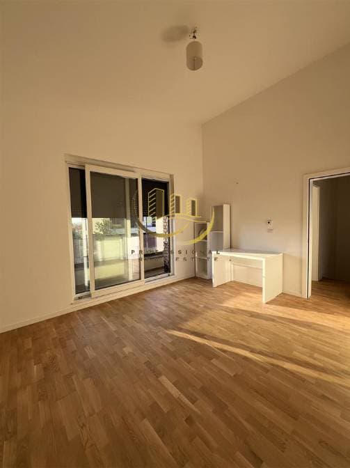 Property #48079 thumbnail 2